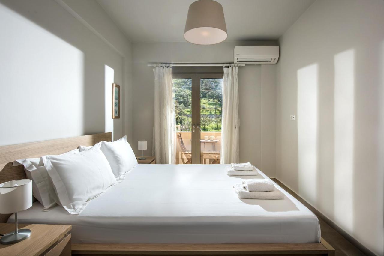 Caravel Apartments Stalis Екстериор снимка