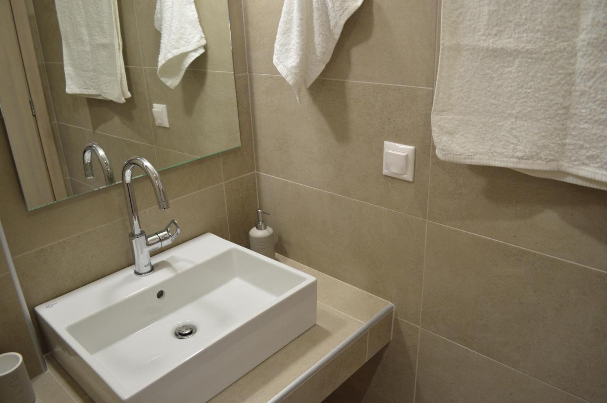 Caravel Apartments Stalis Екстериор снимка